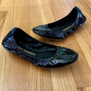 NWOB Tory Burch Eddie Ballet Flats Shoes in Black Patent Leather Size 6.5 M
